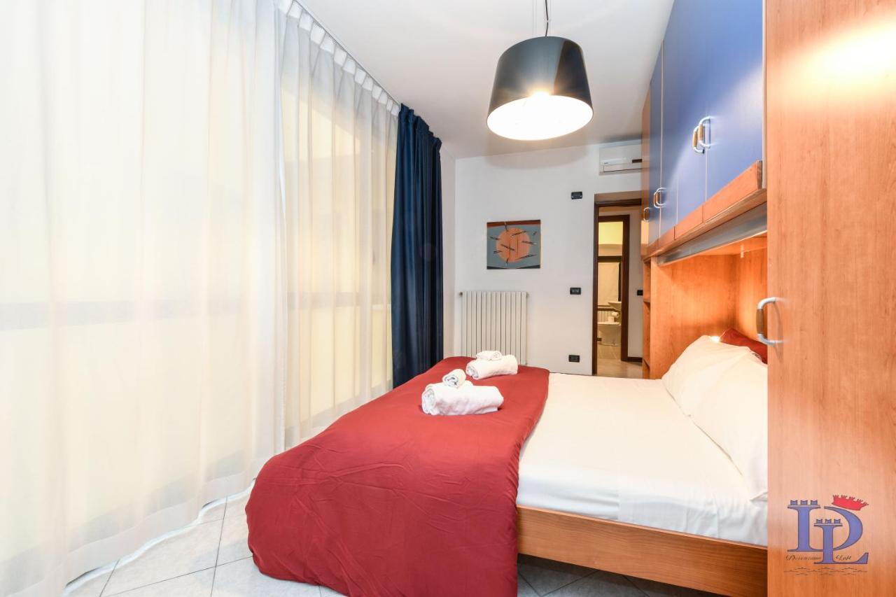 Desenzanoloft Blue Lake Star Apartment เดเซนซาโนเดลการ์ดา ภายนอก รูปภาพ